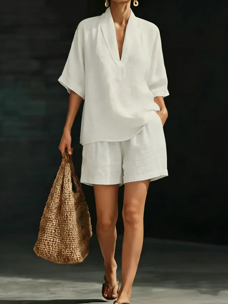 Alba | Conjunto de Top de Casual con Escote en V y Pantalones Cortos